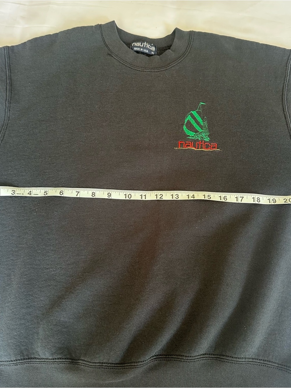 Vintage 90s NAUTICA Crewneck Sweatshirt XL Black Embroidered Sail‎ Made in USA - Picture 4 of 6